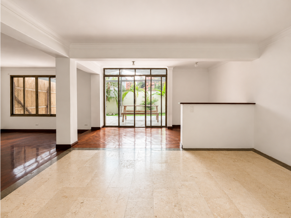 Casa Dúplex en Poblado de 370 m² | 4 Alcobas y Terraza Privada — foto 2