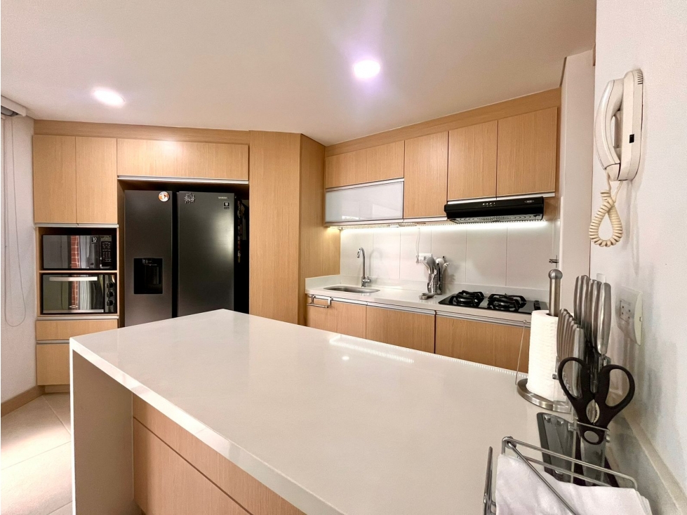 Live in Laureles: 3-Bedroom Apartment with Study, Gym & Jacuzzi — foto 5