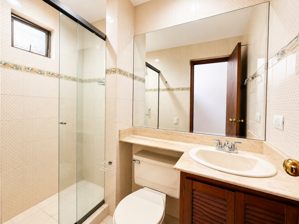 Casa Dúplex en Poblado de 370 m² | 4 Alcobas y Terraza Privada — foto 6