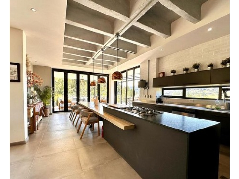 Stylish and Wellness-Focused Home in Alto de Las Palmas — foto 3