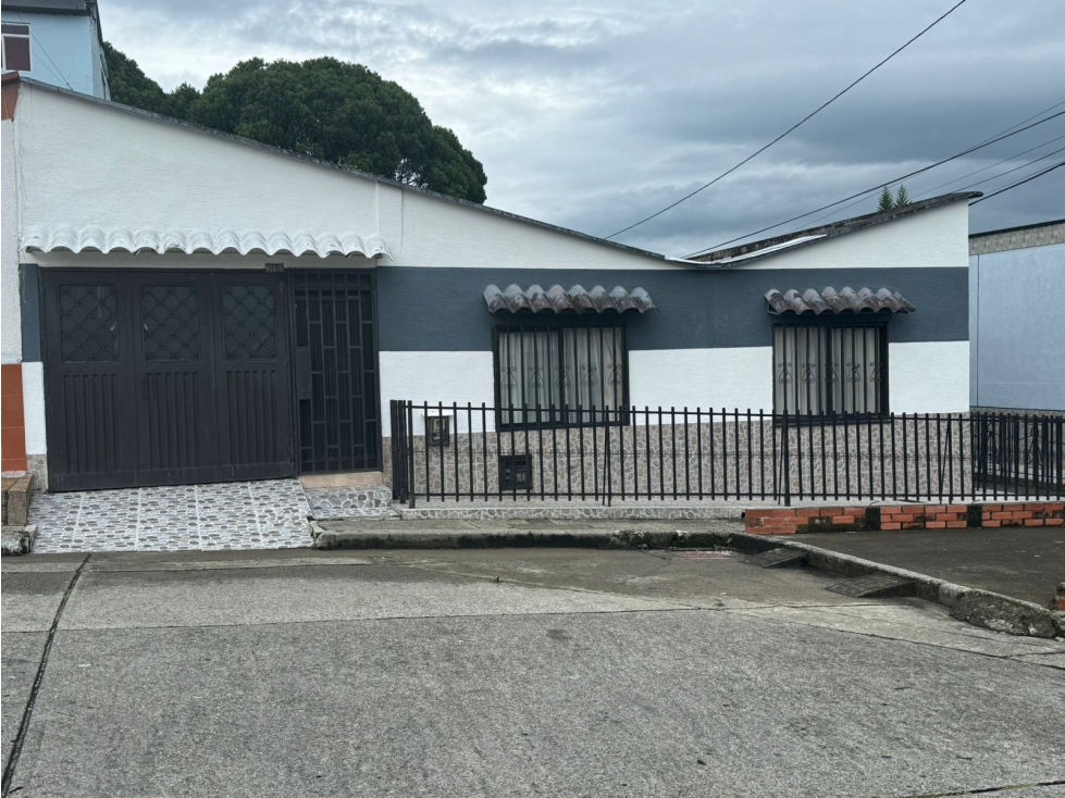 VENDO CASA EN EL BARRIO LAS ACACIAS EN ARMENIA QUINDIO