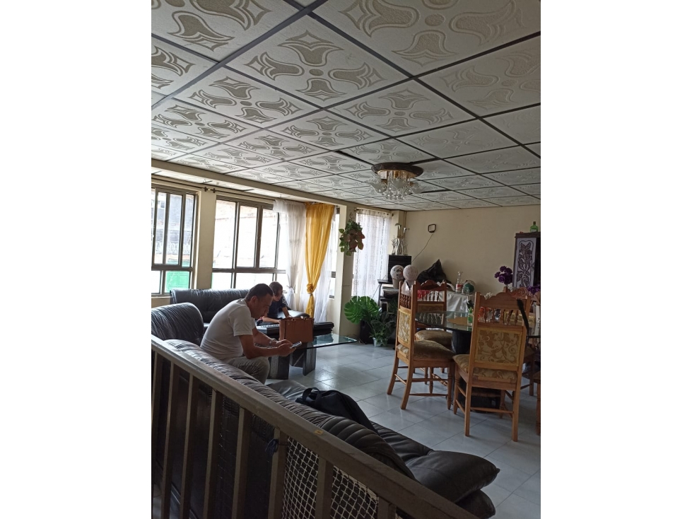 VENDO CASA CON 2 APARTAMENTOS INDEPENDIENTES SOBRE LA CL 34 CALARCA Q — foto 4