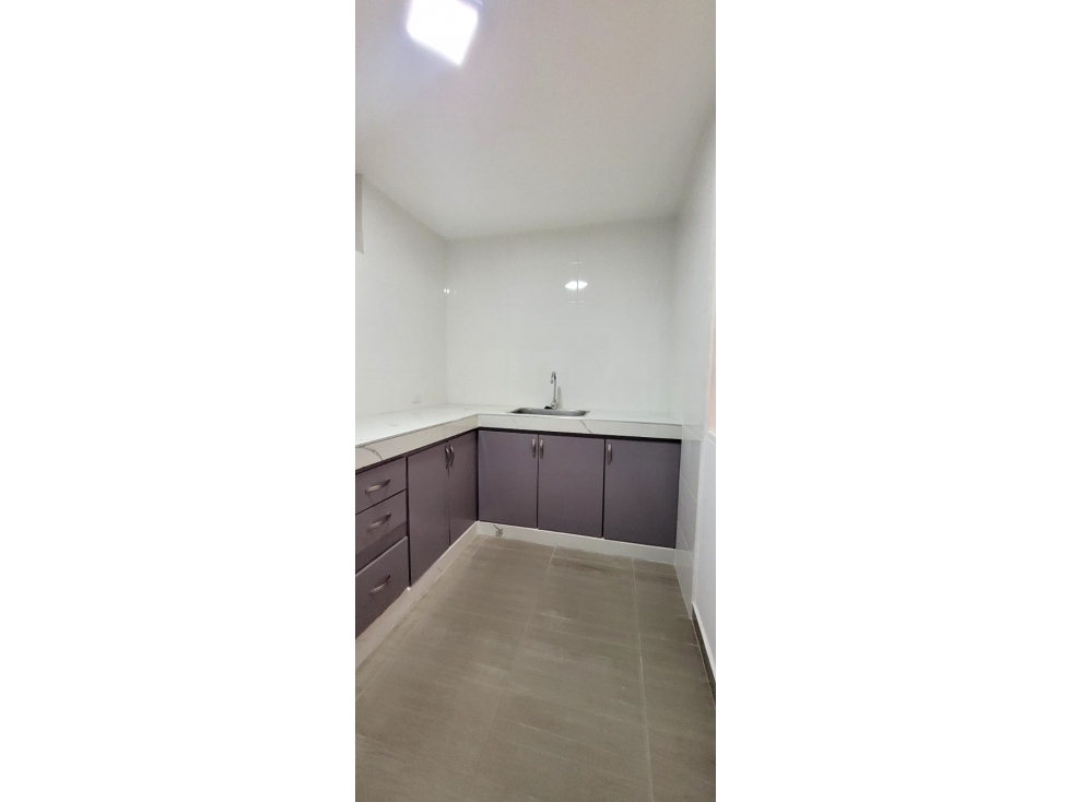 VENDO APARTAMENTO EN SEGUNDO PISO EN EL BARRIO VERSALLES CALARCA Q. - 5