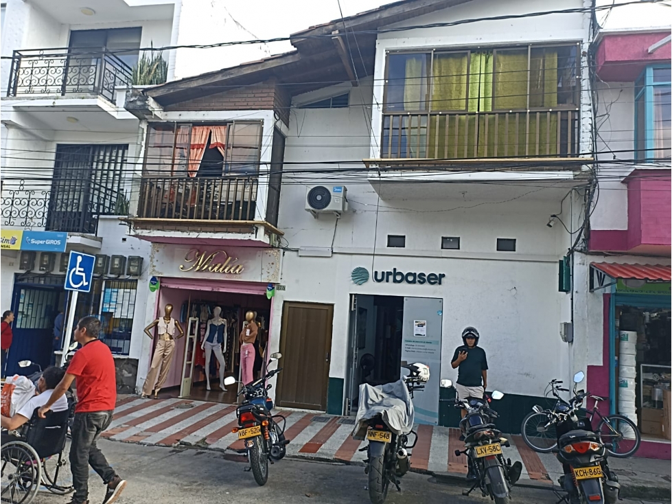 VENDO CASA CON DOS LOCALES EN TEBAIDA QUINDIO." GRAN OPORTUNIDAD".