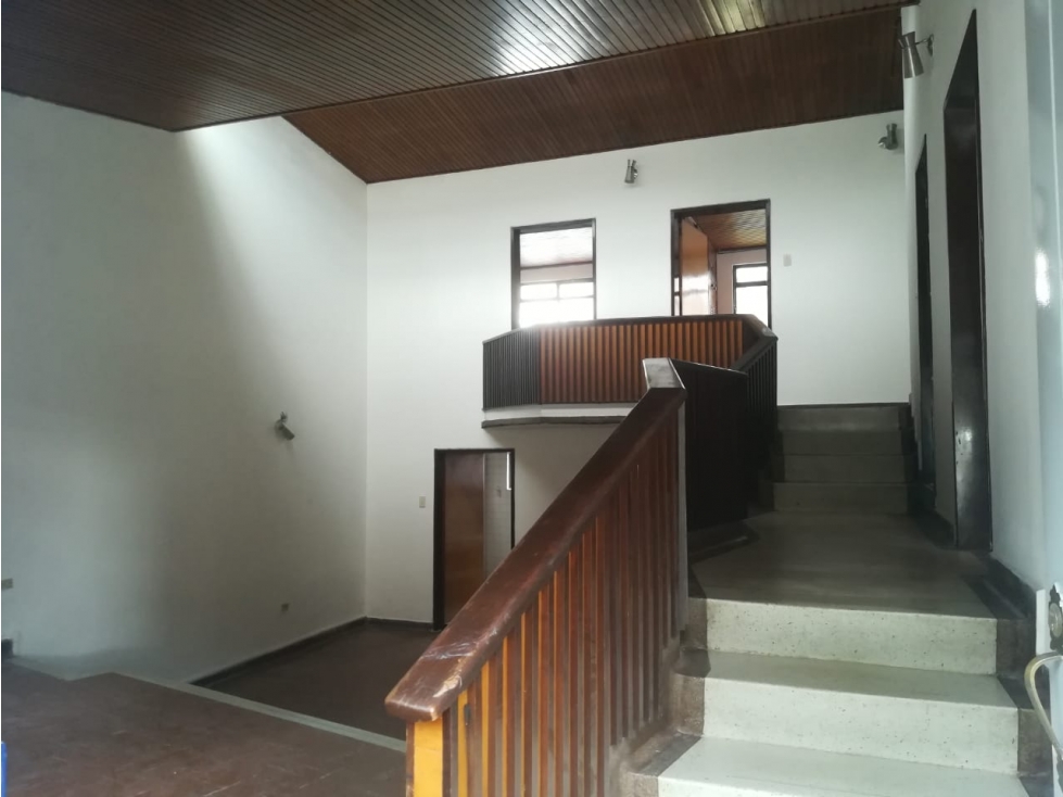 VENDO CASA GRANDE EN BARRIO VERSALLES CALARCA QUINDIO — foto 4