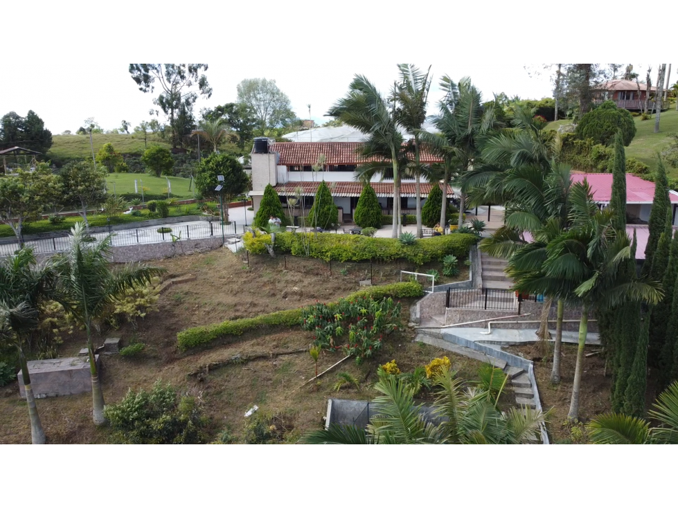 SE VENDE CHALET CERCA AL MIRADOR COLINA ILUMINADA, FILANDIA QUINDIO. - 4