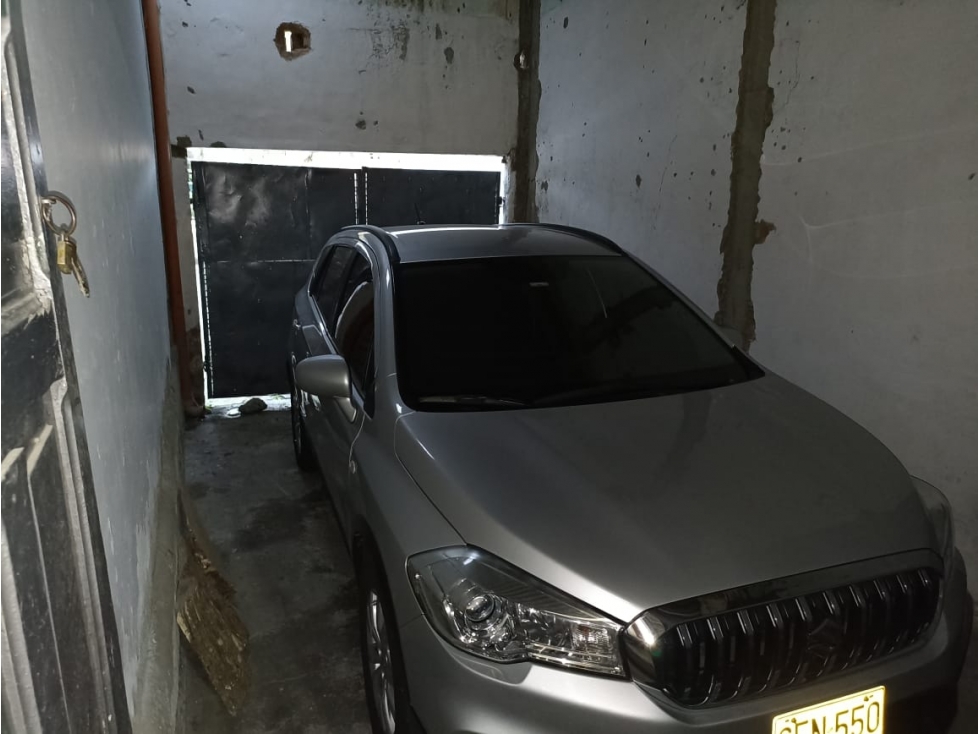VENDO CASA LOTE IDEAL PARA TORRES DE APTOS EN CALARCAQ. — foto 4