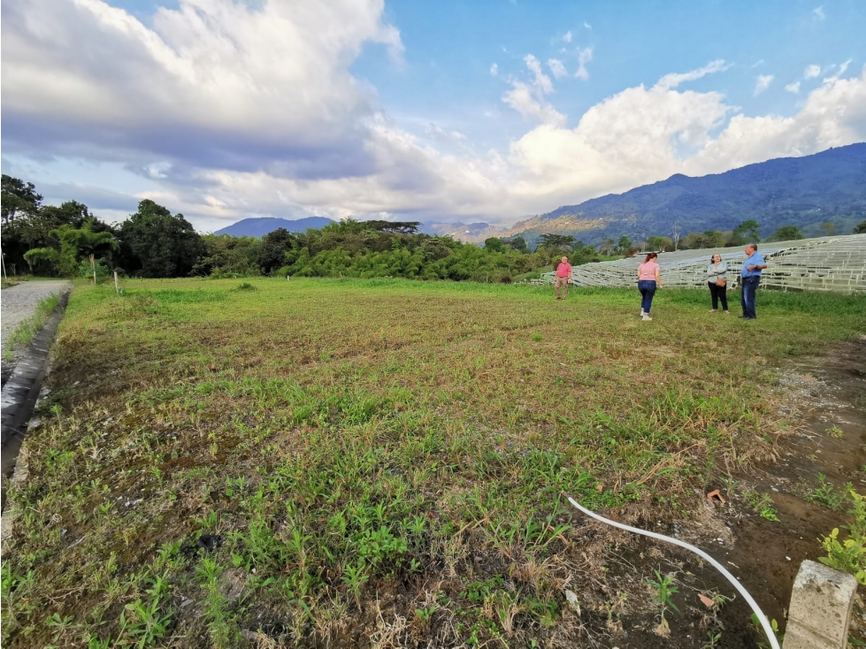 VENDO LOTE EN EL CONDOMINIO CAMPESTRE EN CALARCA QUINDIO - 1