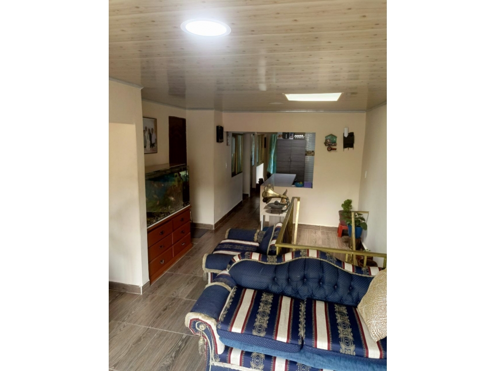 VENCO CASA BIFAMILIAR EN CALARCA (PRADERA ALTA) — foto 4