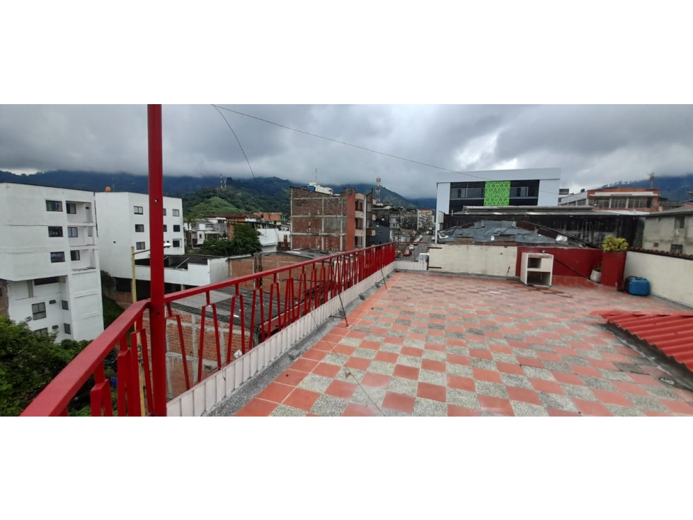 VENDO EDIFICIO CON LOCAL ESQUINERO 3 NIVELES Y TERRAZA EN CALARCÁ Q. - 5