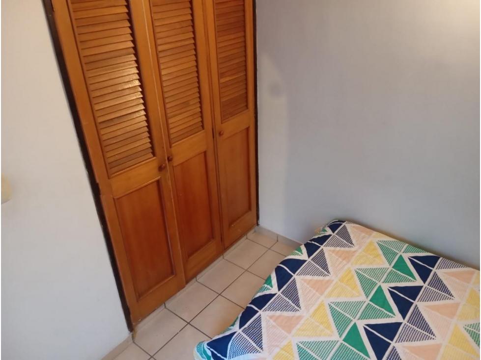 HABITACIÓN* en Arriendo (para MUJER solamente) Floridablanca - 2
