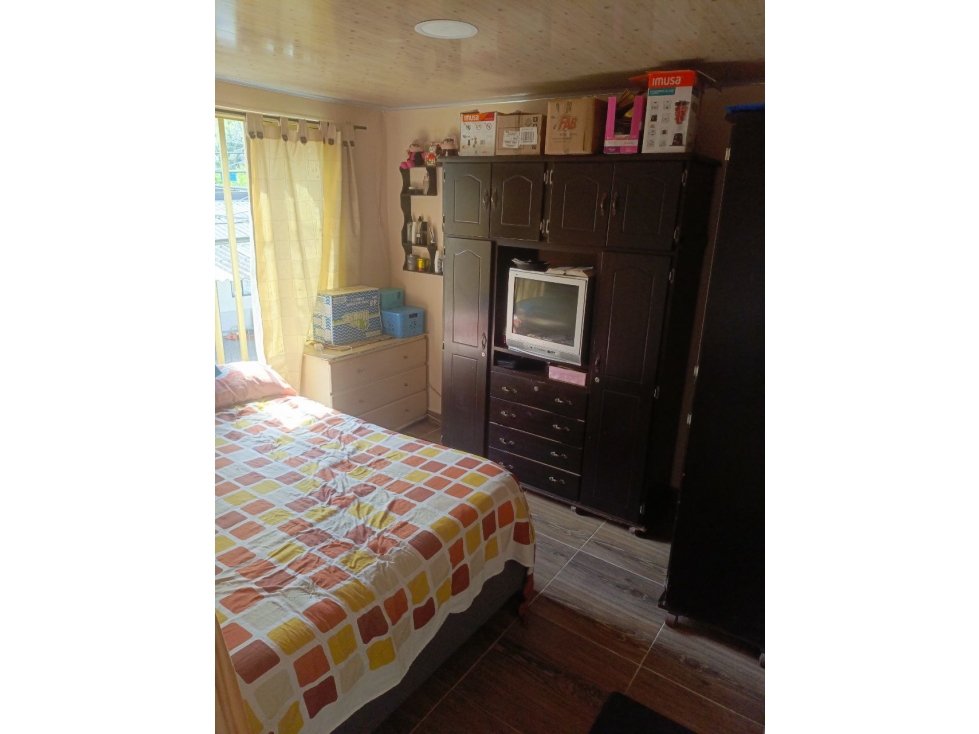 VENCO CASA BIFAMILIAR EN CALARCA (PRADERA ALTA) — foto 6