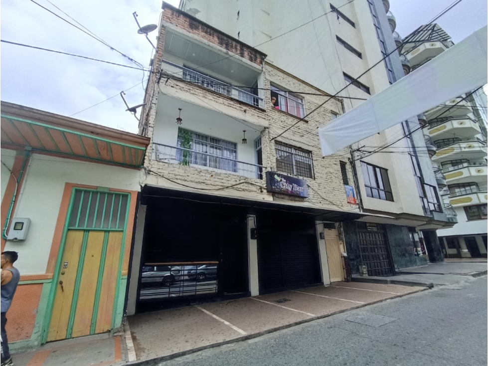 VENDO EDIFICIO EN EL CENTRO DE CALARCÁ QUINDÍO - 1