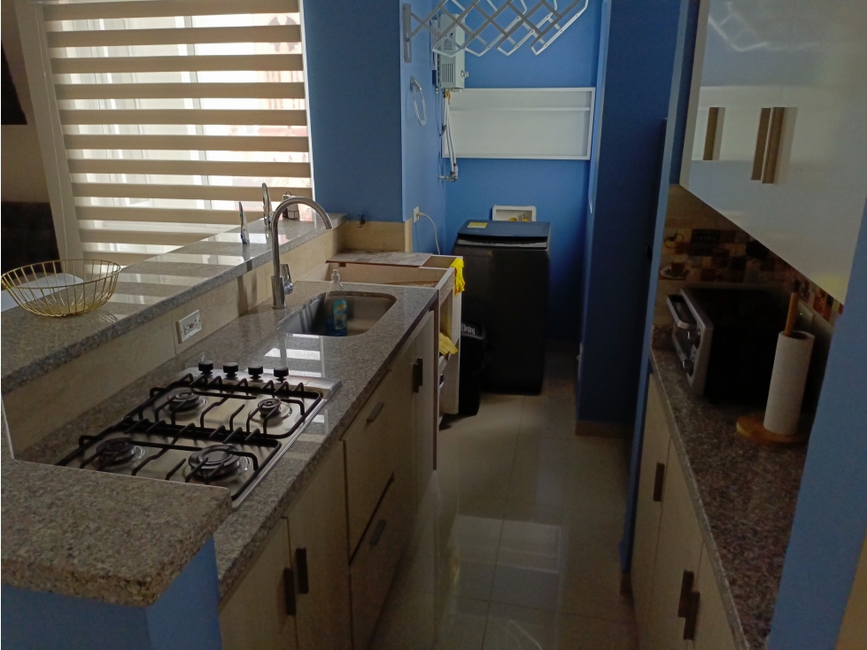 VENDO APARTAMENTO EN EL CENTRO DE QUIMBAYA - 2