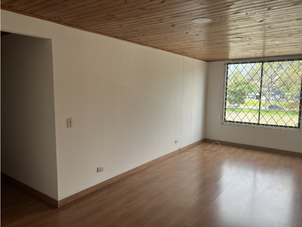 APARTAMENTO EN VENTA BARRIO SAN MIGUEL — foto 5