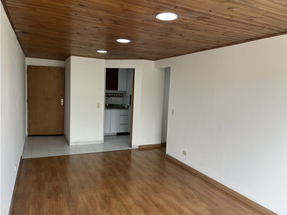 APARTAMENTO EN VENTA BARRIO SAN MIGUEL — foto 4