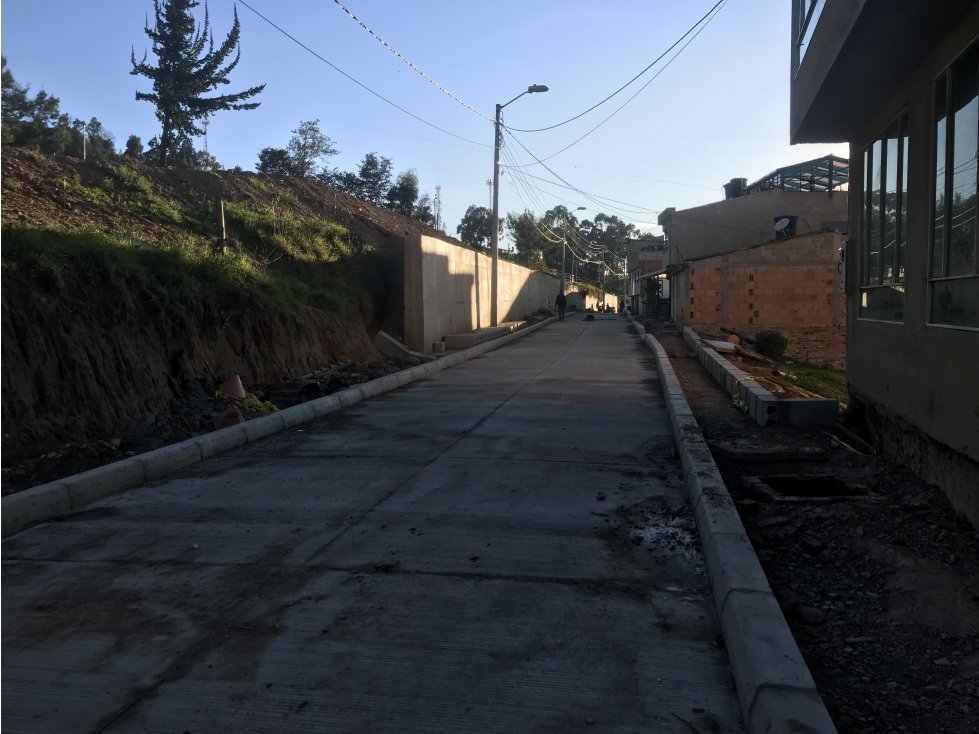 VENDO LOTE TOCANCIPA AUTOPISTA - 1