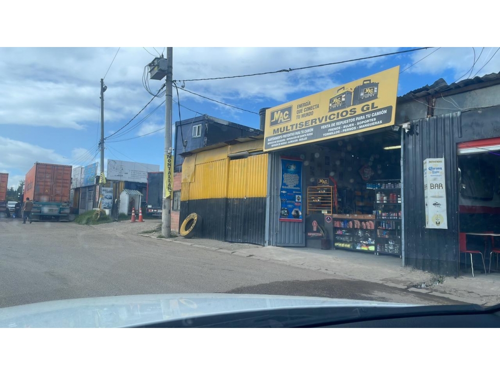 VENTA NEGOCIO DE REPUESTOS Y SERVICIOS CON MAQUINARIA MOSQUERA - 1