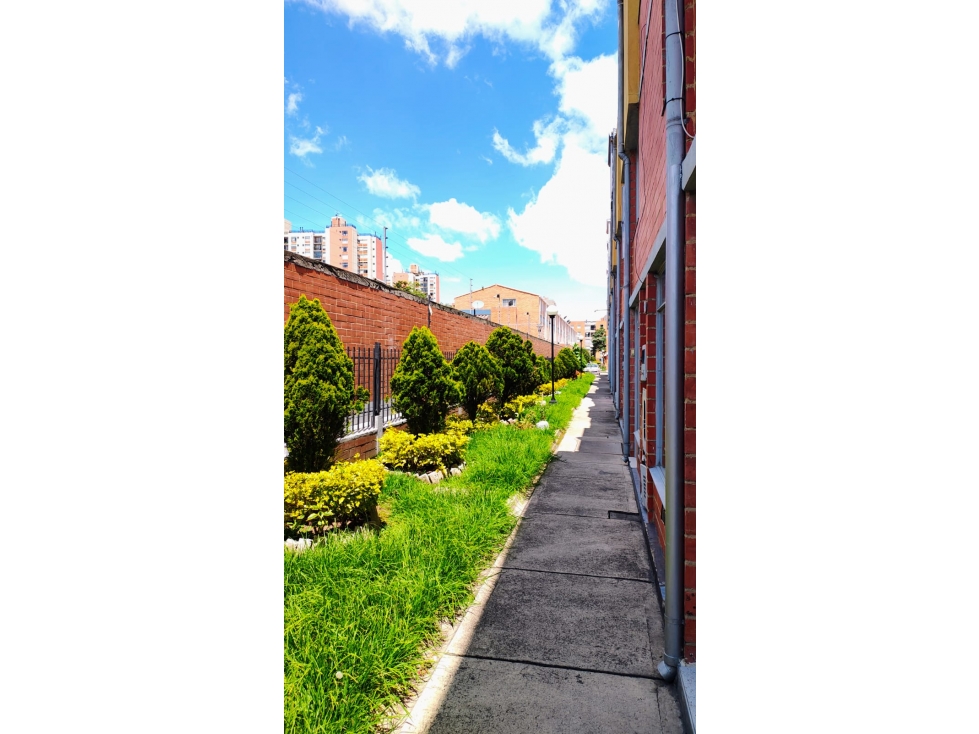 VENDO CASA EN CONJUNTO CERRADO SUBA PINAR