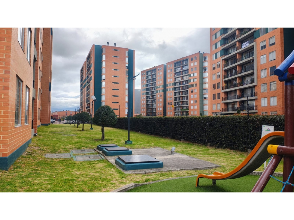 VENTA APARTAMENTO GRAN GRANADA CALLE 80 — foto 2