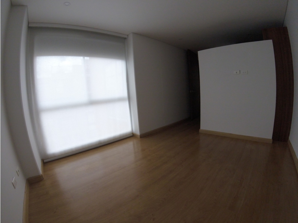 Se vende apto en Los Cedros — foto 5