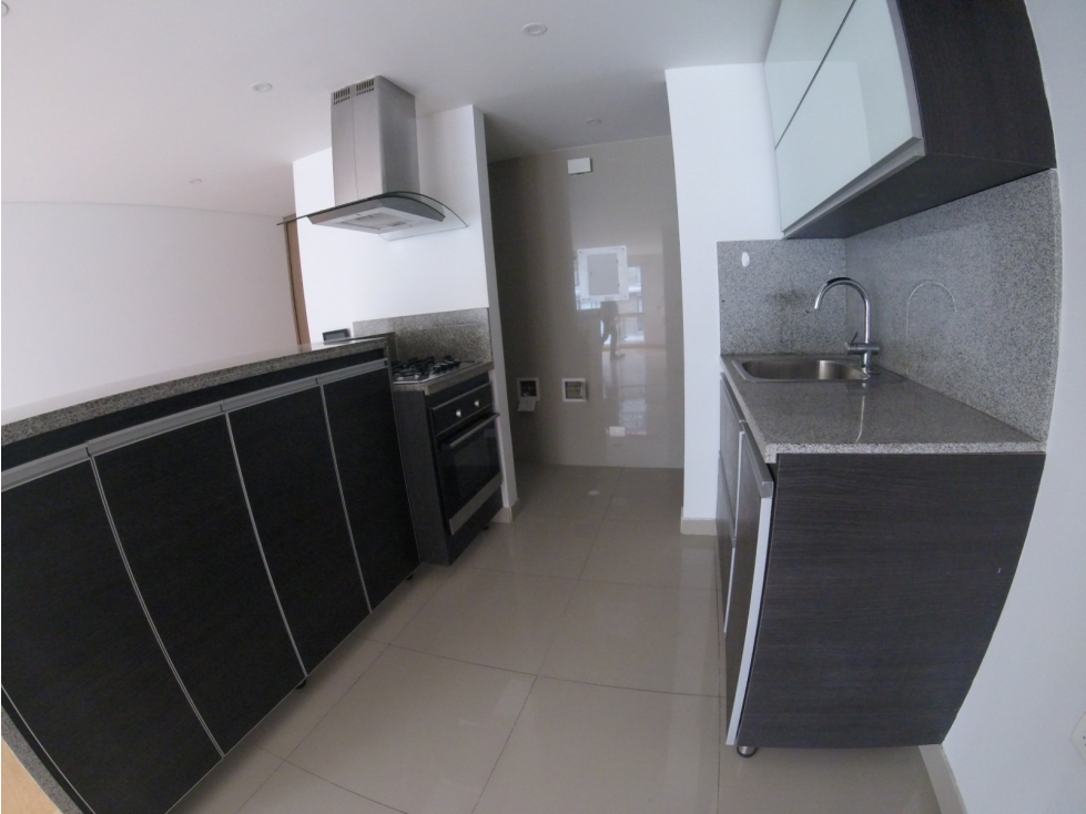 Se vende apto en Los Cedros — foto 4