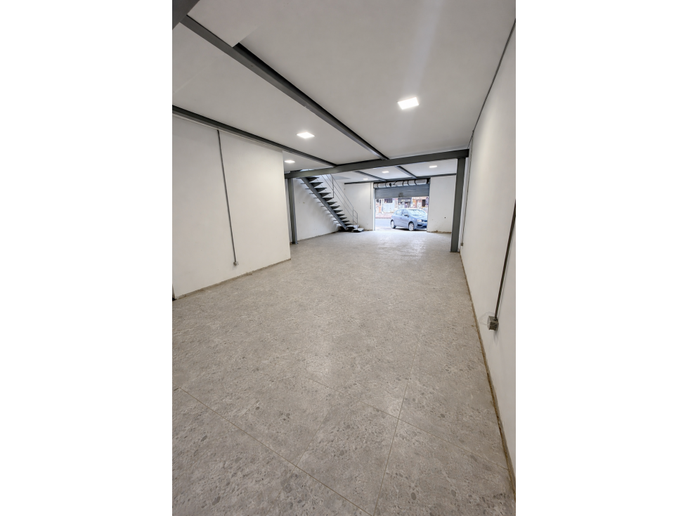 Local Comercial en Arriendo - Cll 57 con 15 — foto 4
