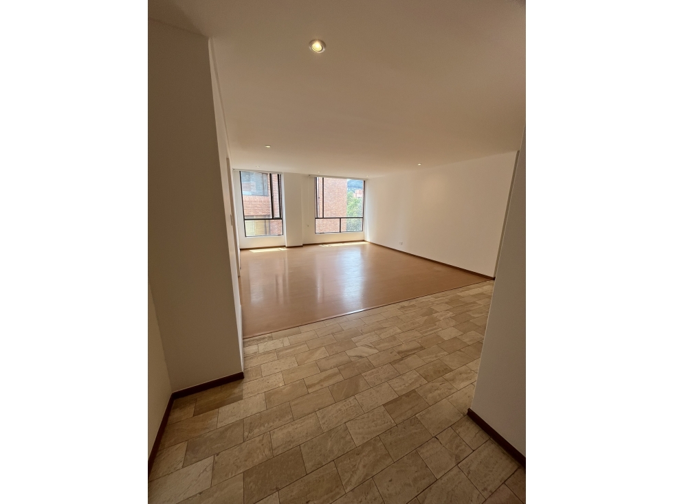 Apartamento en arriendo - El Nogal - La Cabrera - Cll 82 con 10ma — foto 3