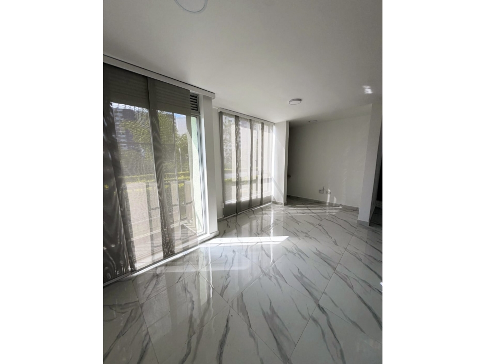 EN VENTA APARTAMENTO SECTOR CONDINA