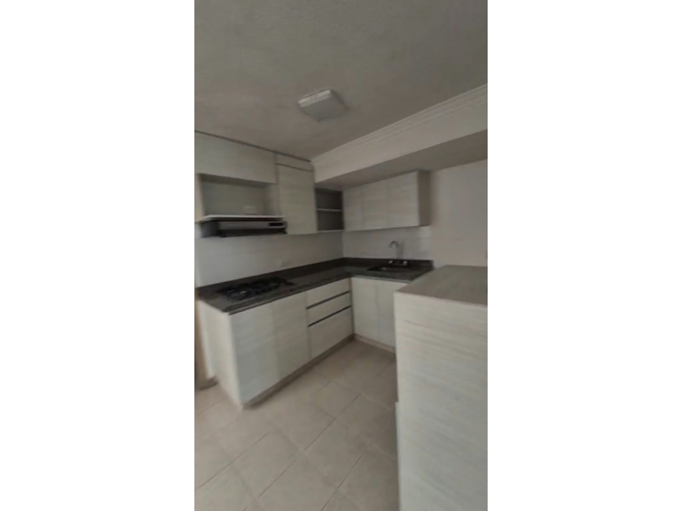 EN VENTA CASA CONJUNTO CERRADO AVENIDA SUR