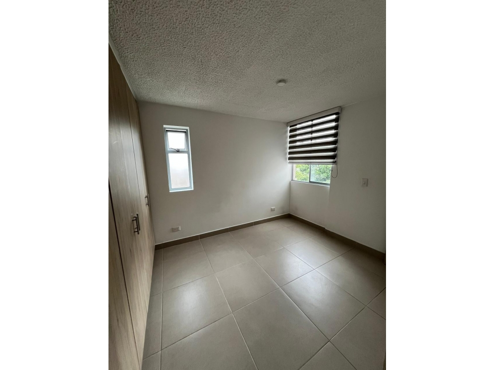 EN VENTA APARTAMENTO POBLADO I - 6