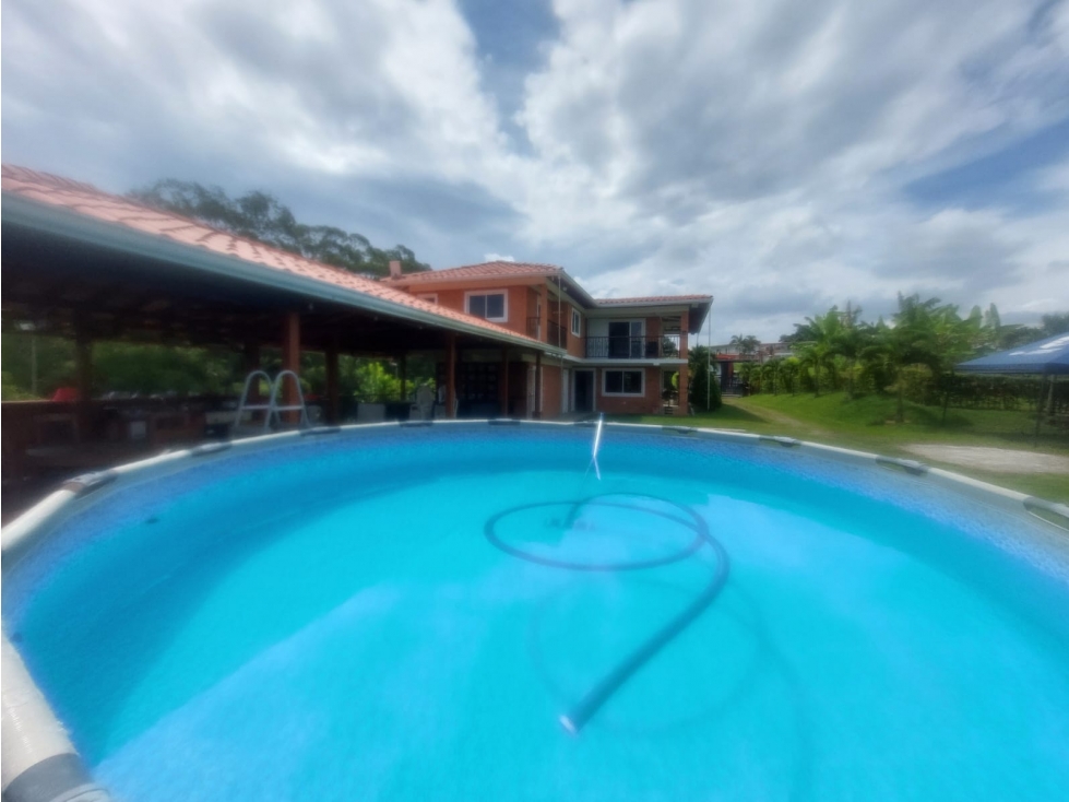 EN VENTA CASA CAMPESTRE EN CONDOMINIO SECTOR NUEVO SOL
