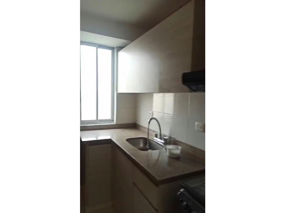 EN VENTA APARTAMENTO ESQUINEROSECTOR CONDINA PISO 1 — foto 3