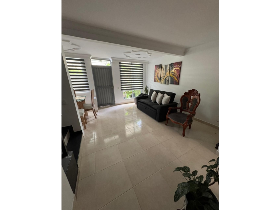 EN VENTA CASA EN CONJUNTO CERRADO SANTA MONICA
