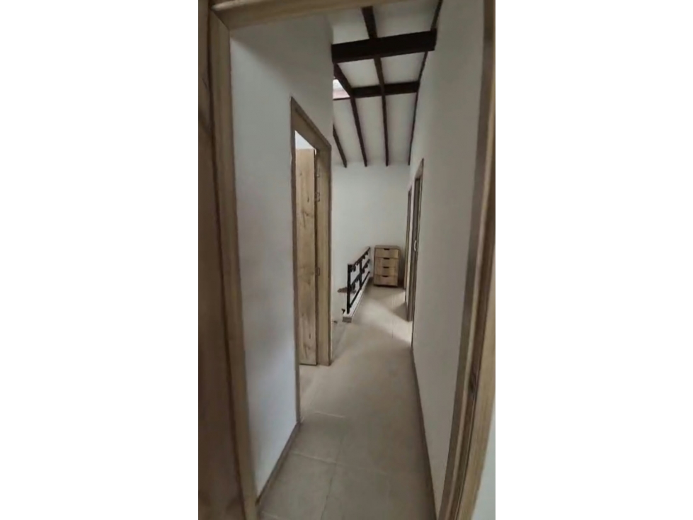 EN VENTA CASA CONJUNTO CERRADO AVENIDA SUR — foto 4