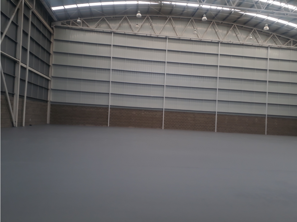 ARRIENDO-VENDO BODEGA CELTA - 3