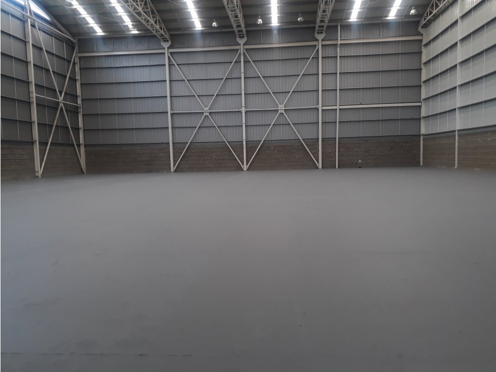 ARRIENDO-VENDO BODEGA CELTA - 5