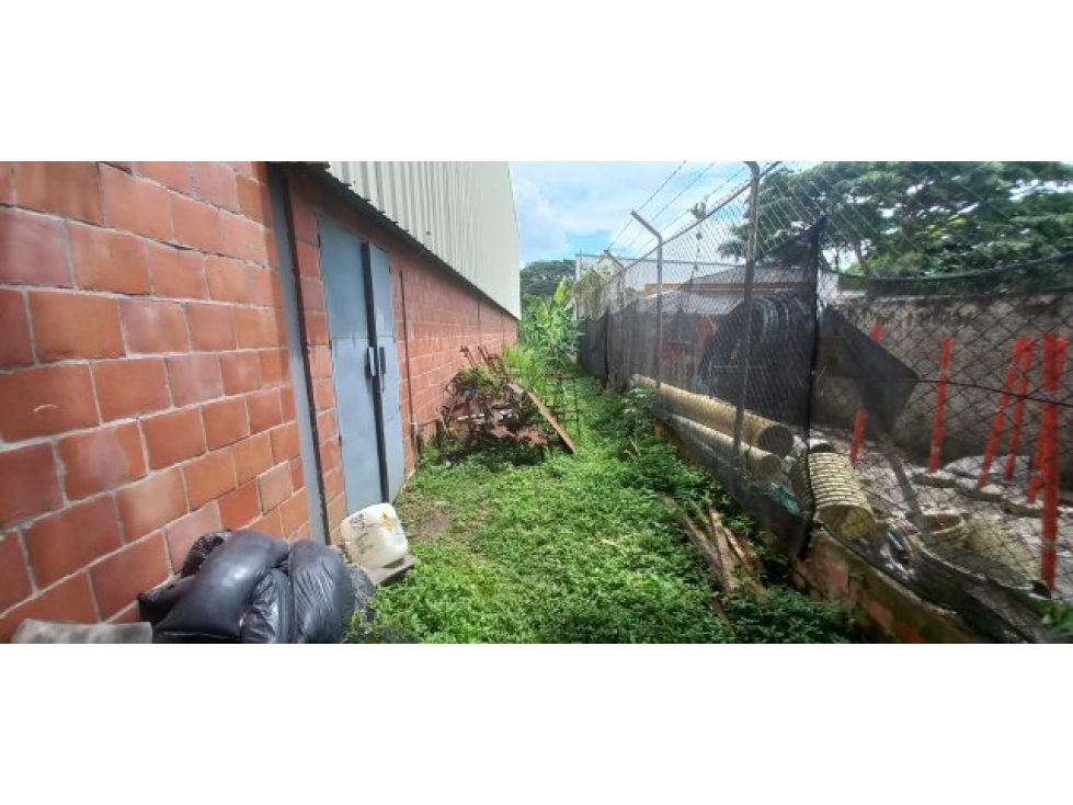 SE VENDE BODEGA CON AREA 3.300 M2 EN PALMIRA - 6