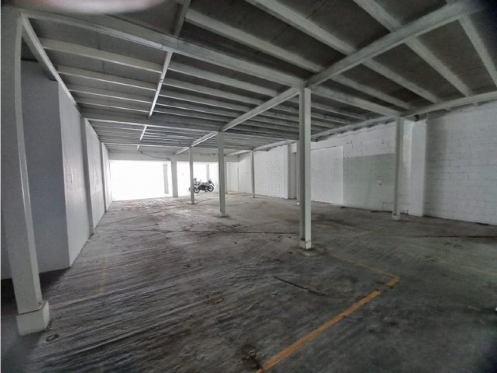 ARRIENDO LOCAL 400 - 700 M2 AVENIDA PRINCIPAL PALMIRA - 2