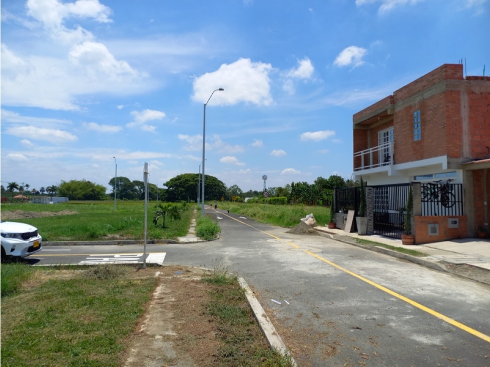 VENDO LOTE ESQUINERO DE 159 M2 URBANIZACION ESTANCIA ROZO — foto 2