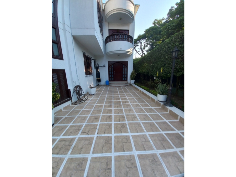 VENTA DE HERMOSA CASA DE 600 M2 EN EL BARRIO SEMINARIO DE CALI — foto 6