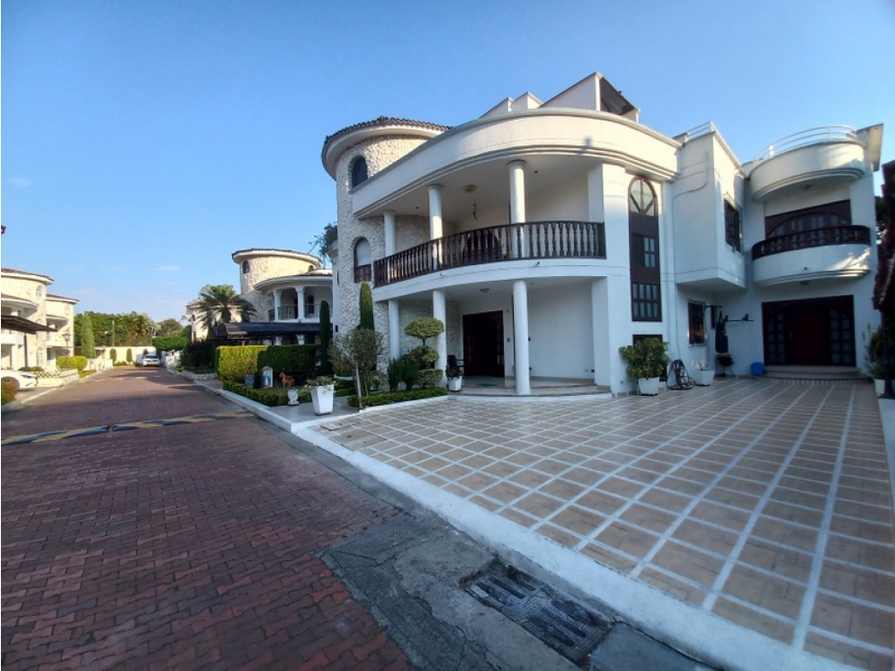 VENTA DE HERMOSA CASA DE 600 M2 EN EL BARRIO SEMINARIO DE CALI — foto 2