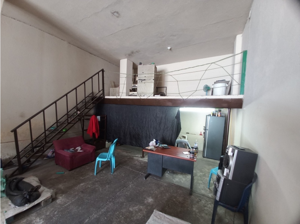 VENTA DE BODEGAS EN SECTOR COMERCIAL PLAZA DE MERCADO PALMIRA - 4
