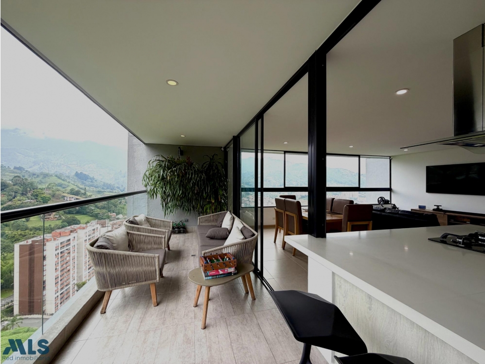 Venta Apartamento Loma de las brujas Envigado