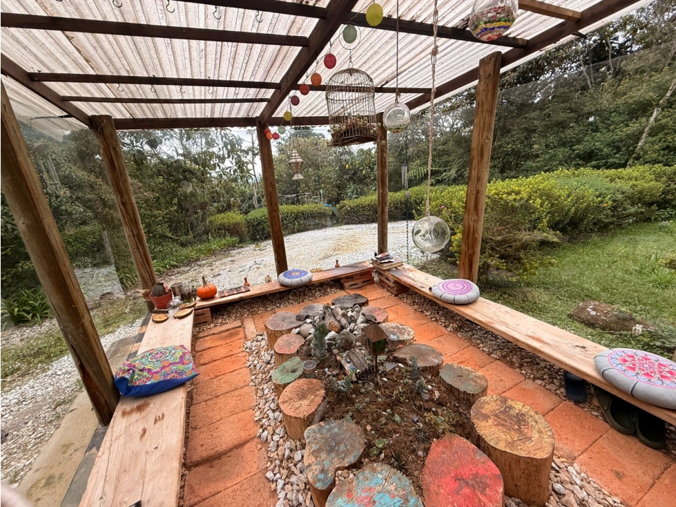Venta Finca Santa Elena con domo glamping independiente — foto 3
