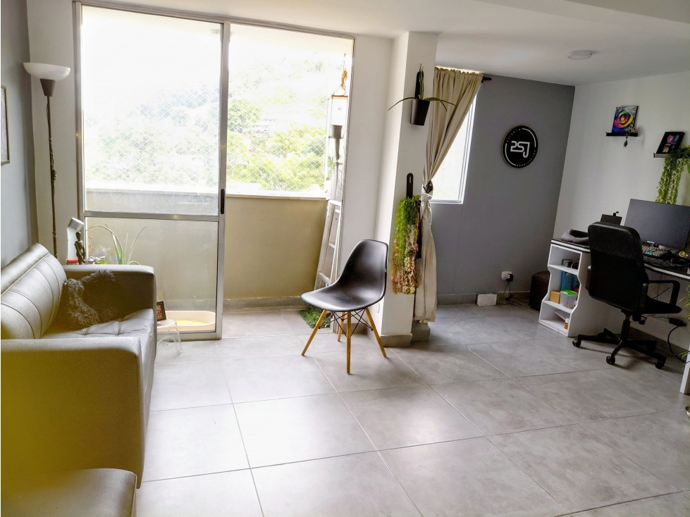VENDO BONITO APARTAMENTO EN LA ESTRELLA — foto 2