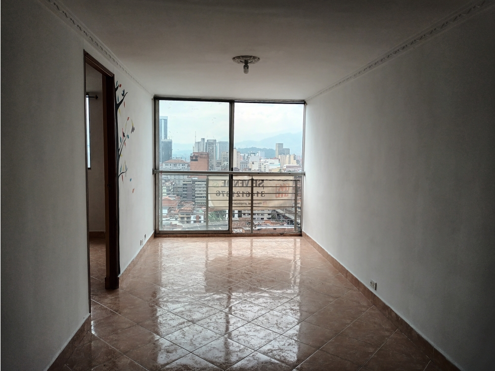 VENDO APARTAMENTO EN EL CENTRO-LA CANDELARIA