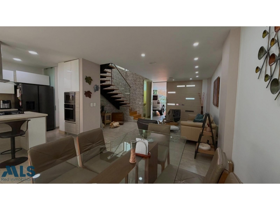 Venta Casa Envigado el Esmeraldal — foto 2