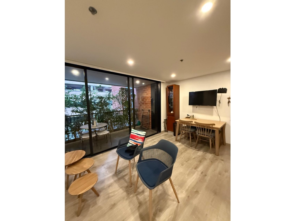 Altos del Poblado dos habitaciones y tres baños — foto 6