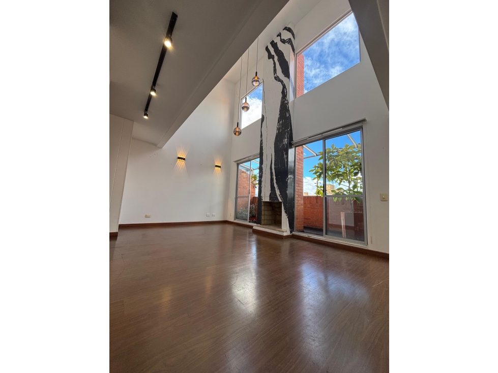 VENDO APTO DUPLEX LISBOA — foto 2